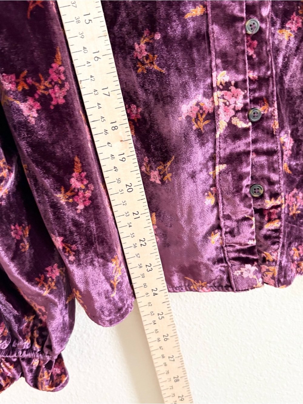 Pilcro by Anthropologie The Keira Collared Button Front Blouse Velvet Size L - Picture 2 of 8